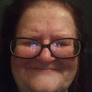 Meet your Posher, Debra